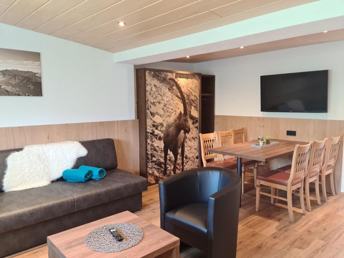 Appartamento Haus Haberstock Riezlern Esterno foto